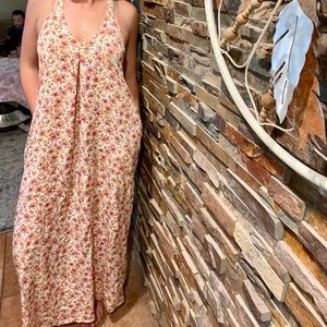 Love Stitch Maxi w/ pockets!